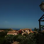 Calarossa Sardinia Nyaraló Isola Rossa